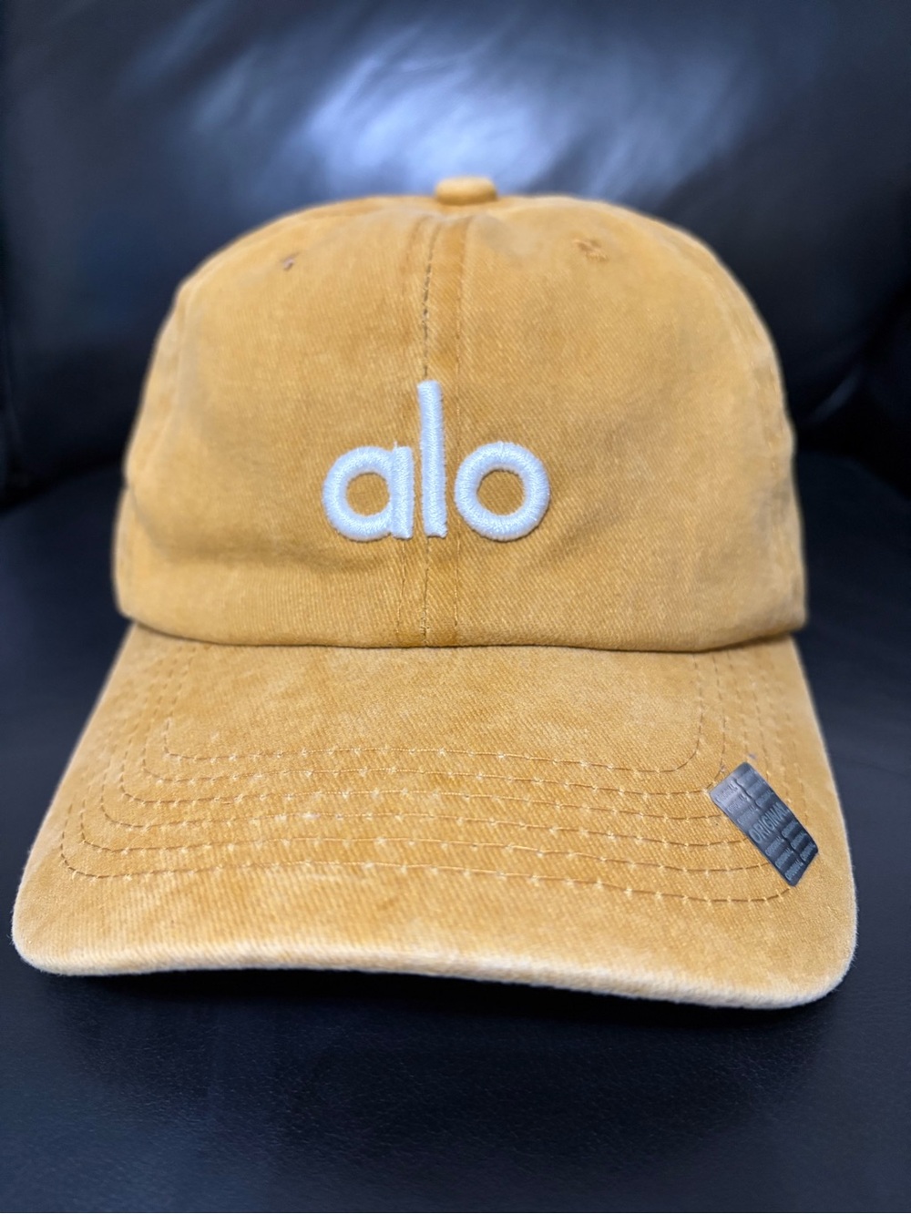 ALO Yoga Unisex Mustard Yellow Embroidered Logo Adjustable Baseball Cap Hat - Picture 2 of 3